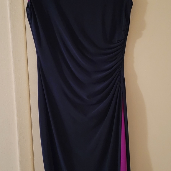 Dress - Picture 1 of 2